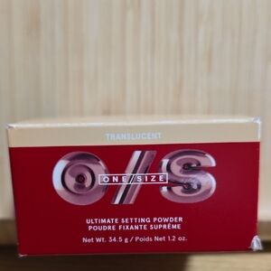ONE/SIZE Translucent Setting Powder in Red Packaging